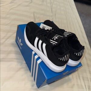Adidas Black and White Classic Sneakers swift run x j unisex